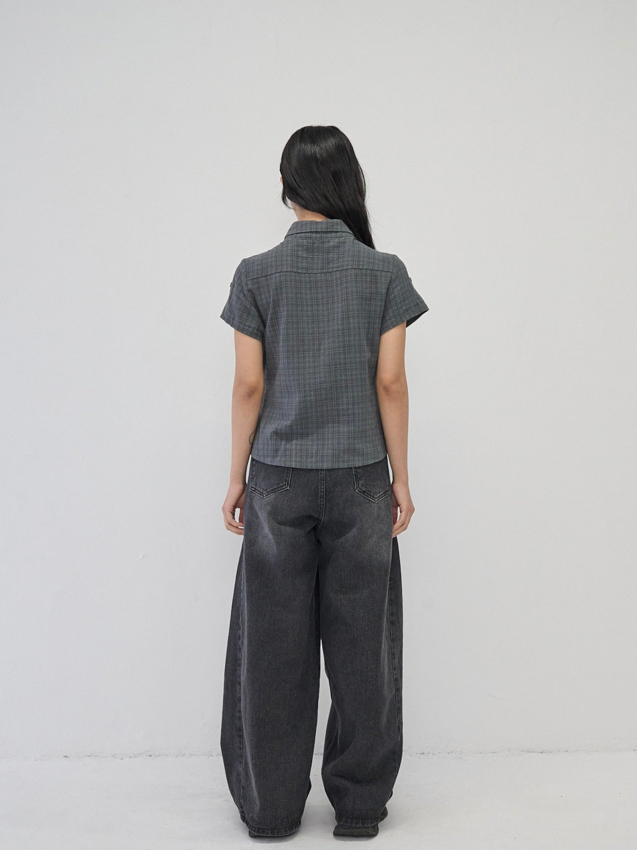 button sleeve check shirt