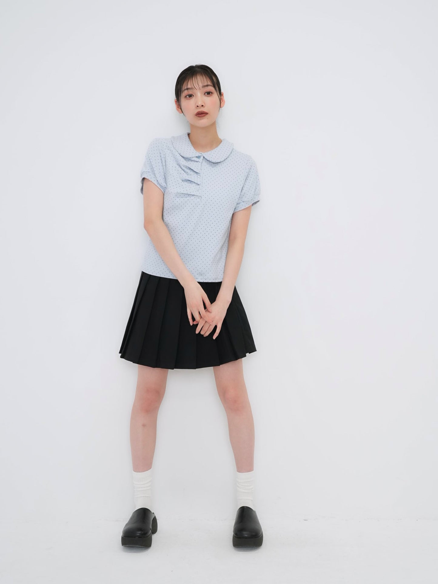 round collar puff dot tops