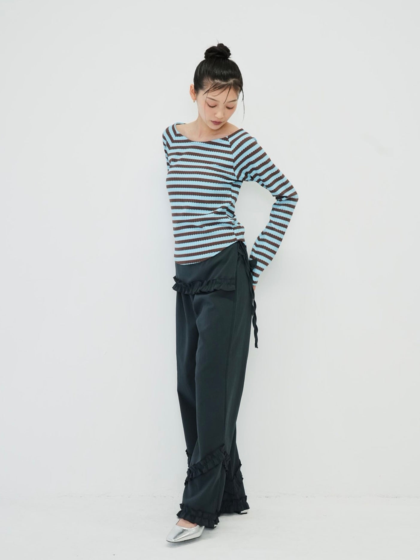 hem ruffle wrap pants