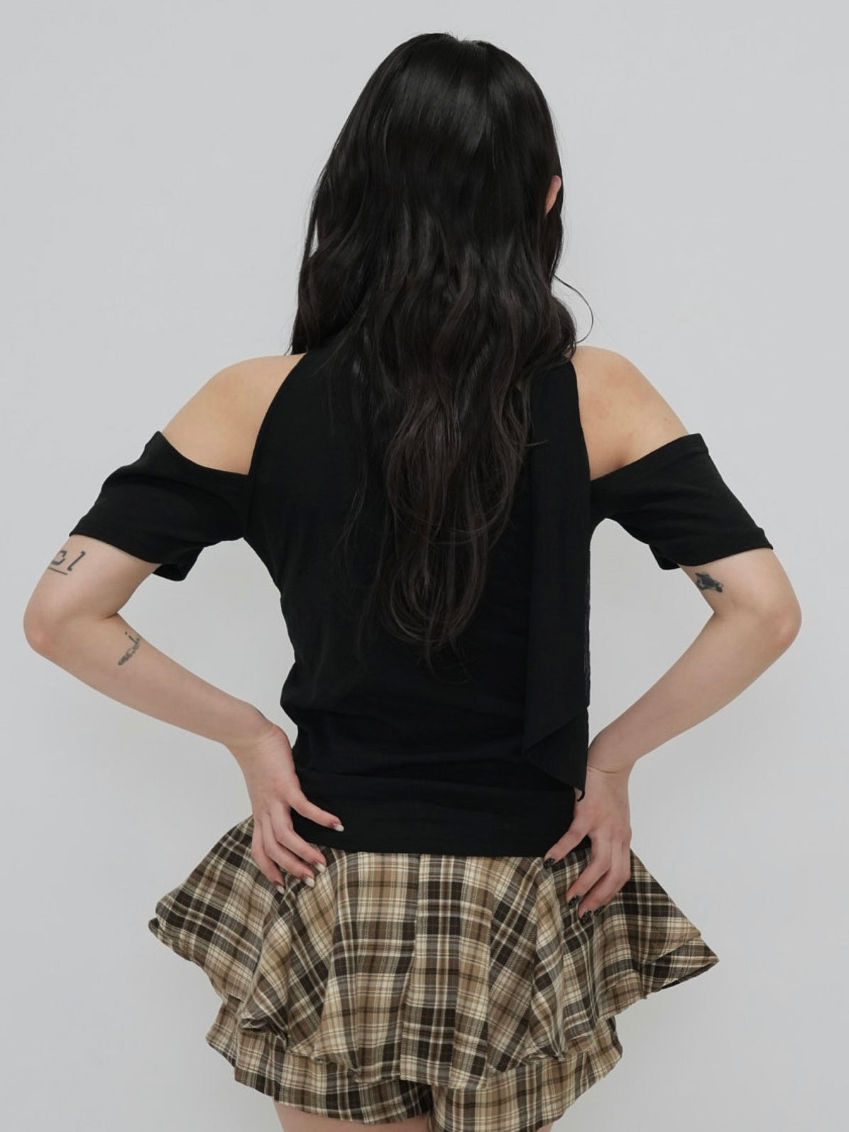 drape off shoulder tops