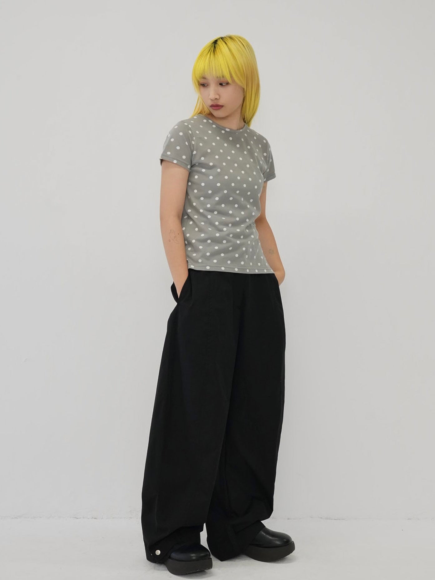 sideslit dot tops