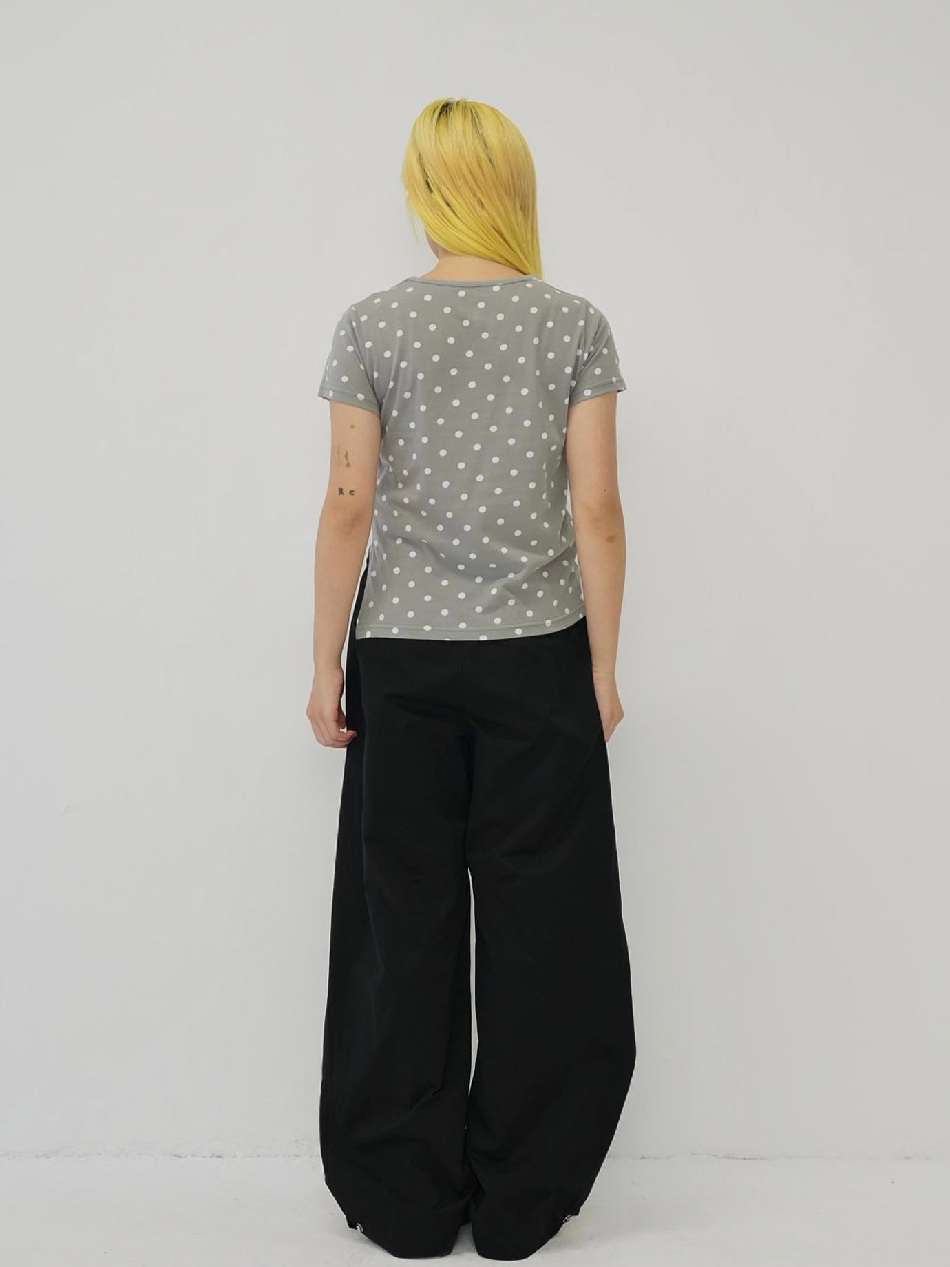 sideslit dot tops