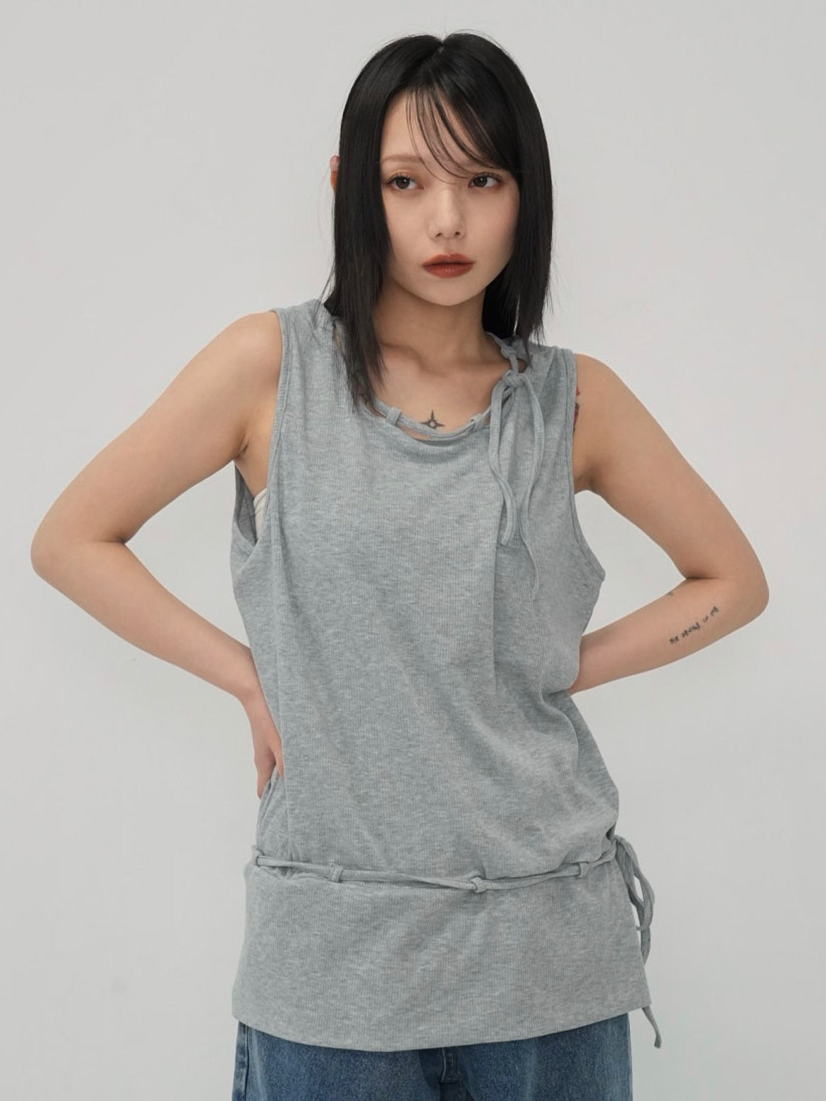 cutout design tank top
