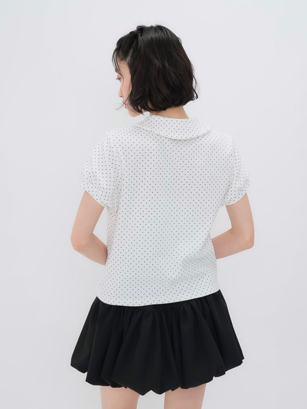 round collar puff dot tops
