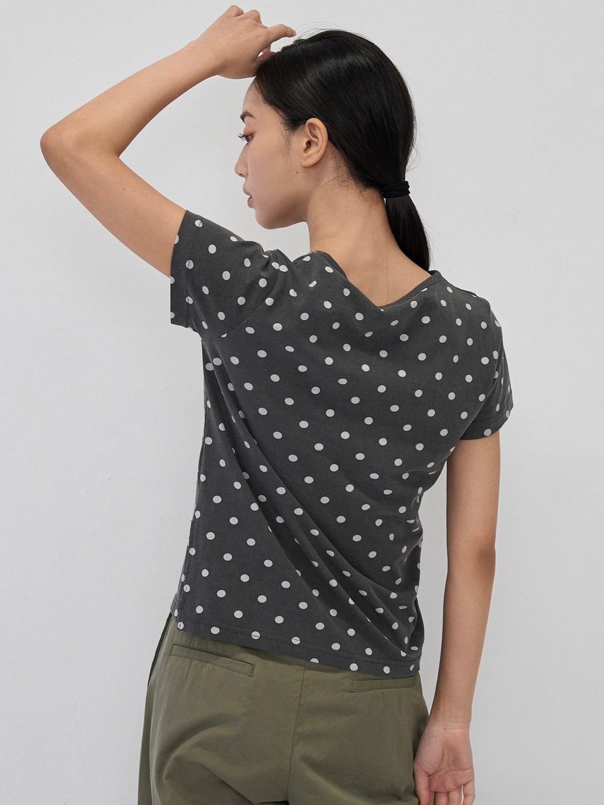 sideslit dot tops