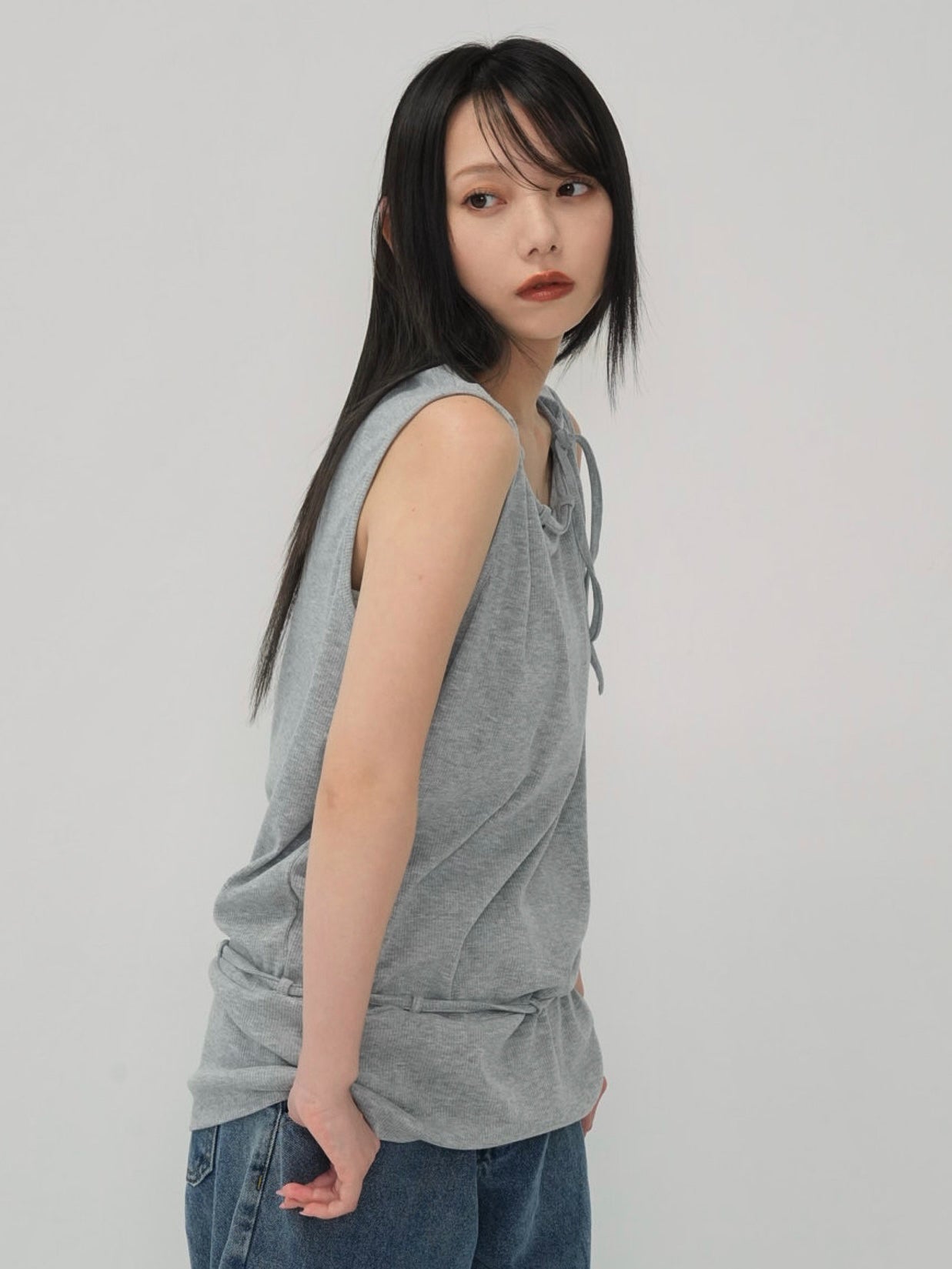 cutout design tank top