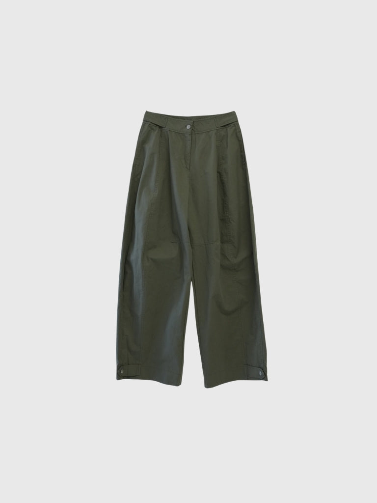 adjust button balloon pants