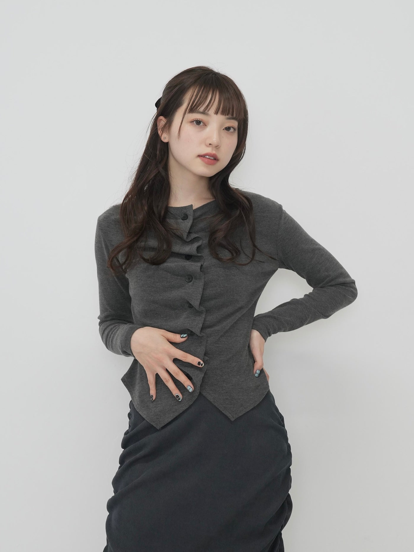 asymmetry frill blouse t