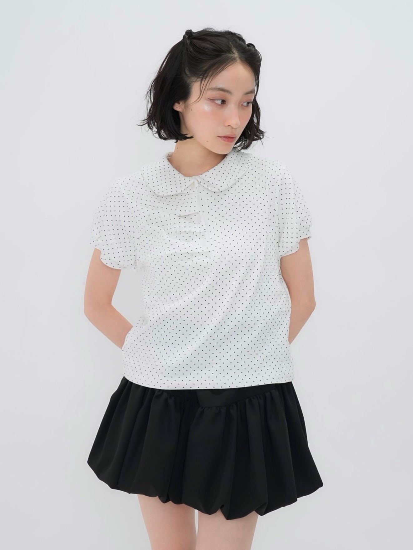 round collar puff dot tops