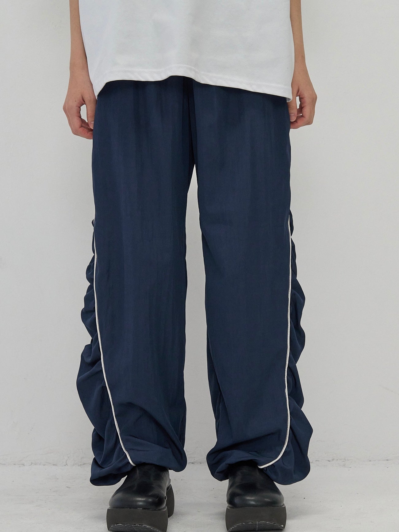 piping shirring pants