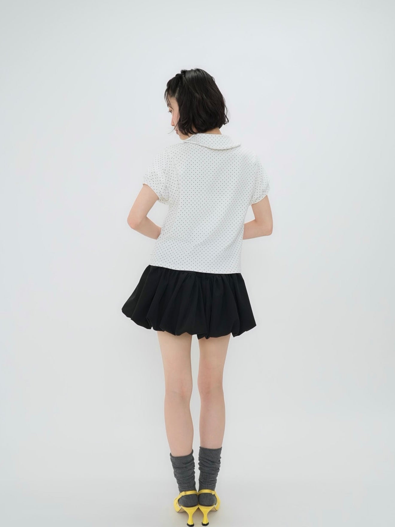 round collar puff dot tops