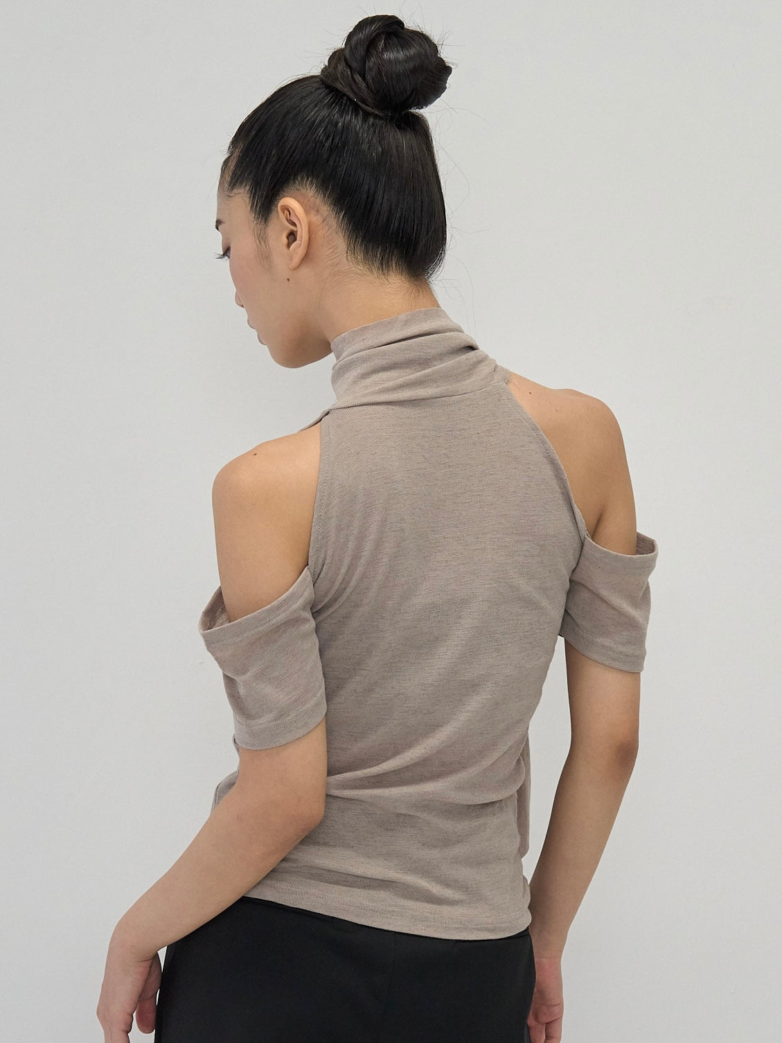 drape off shoulder tops