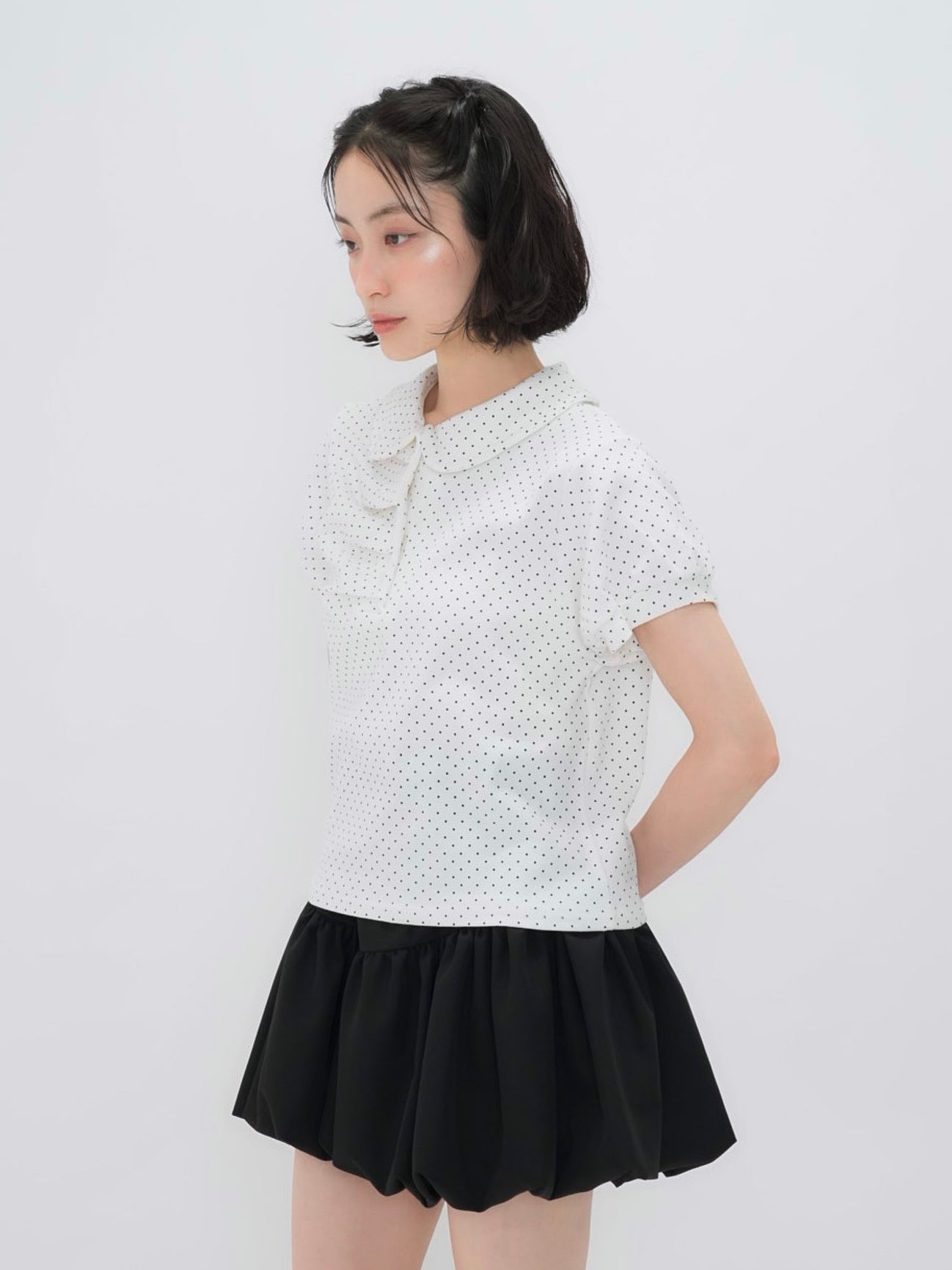 round collar puff dot tops