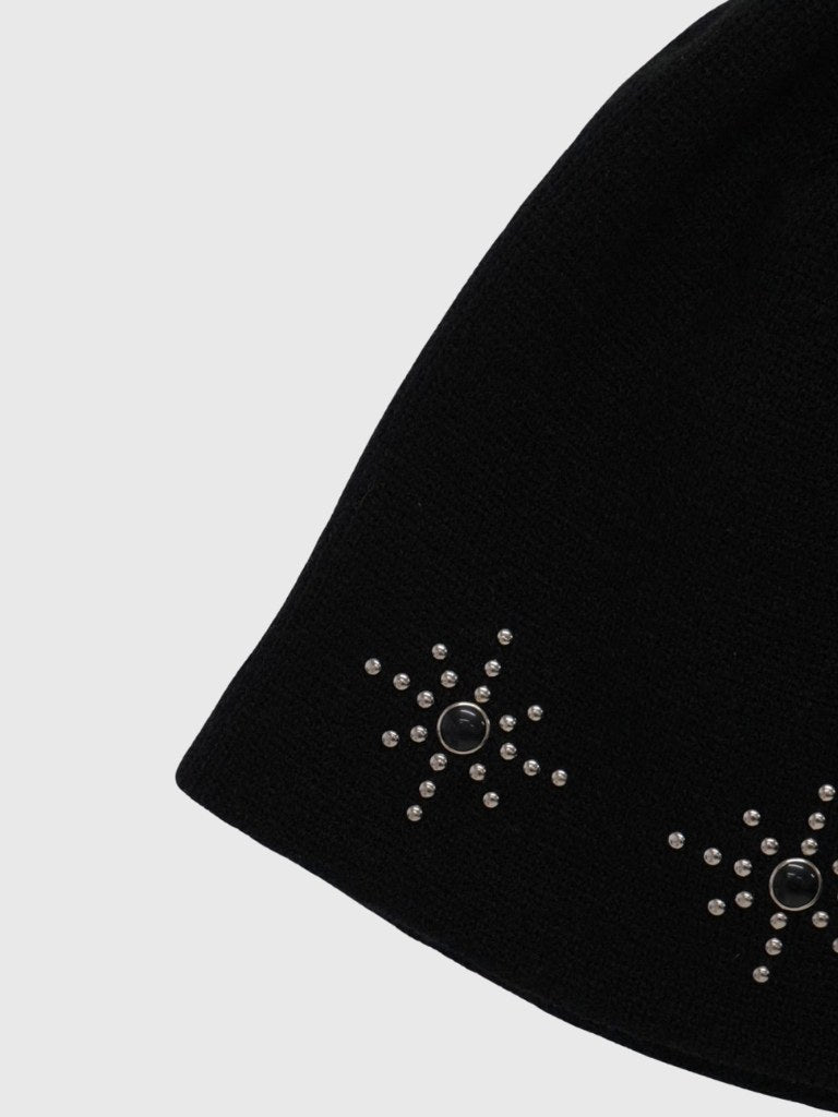 nova star stud beanie
