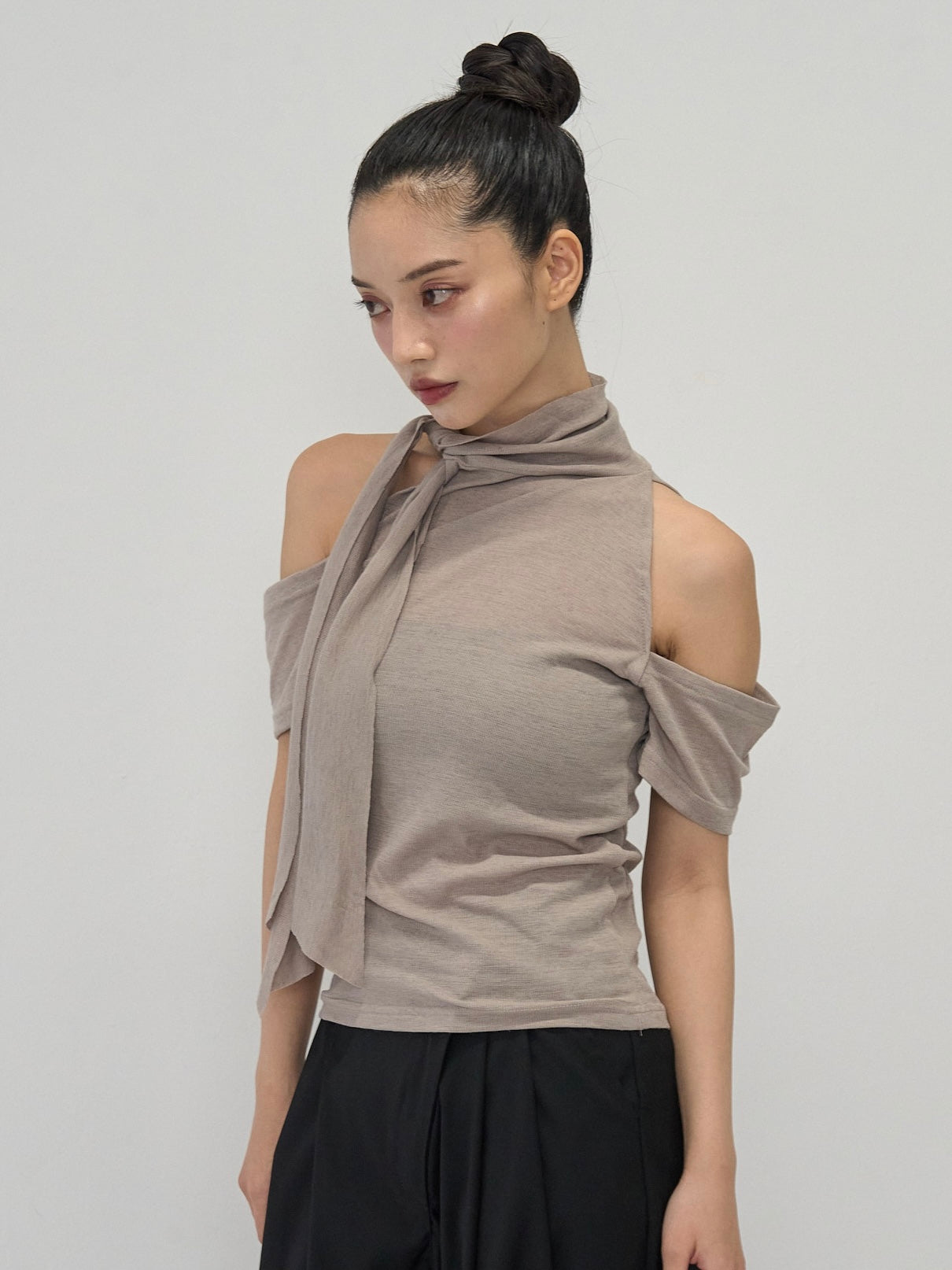 drape off shoulder tops
