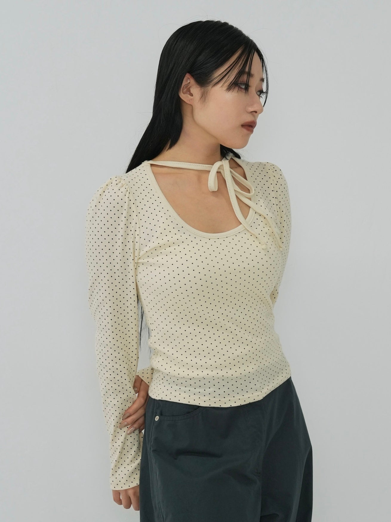 oval neck dot tops