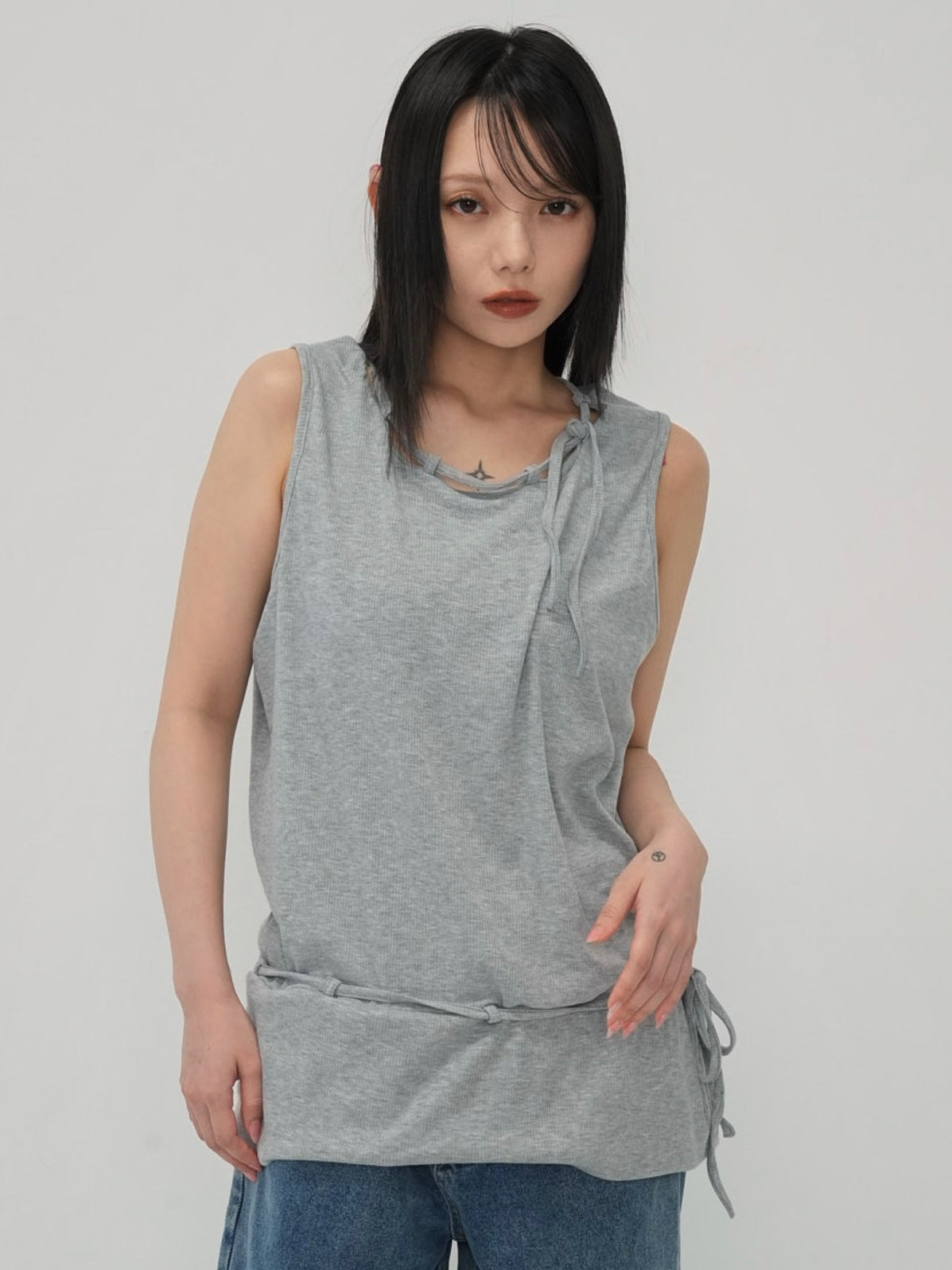 cutout design tank top