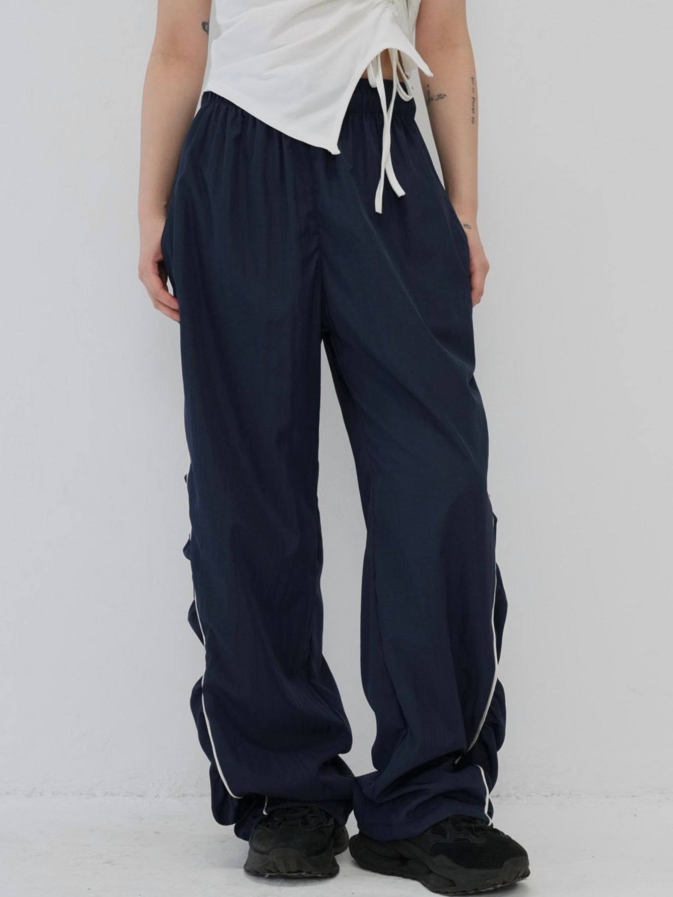 piping shirring pants