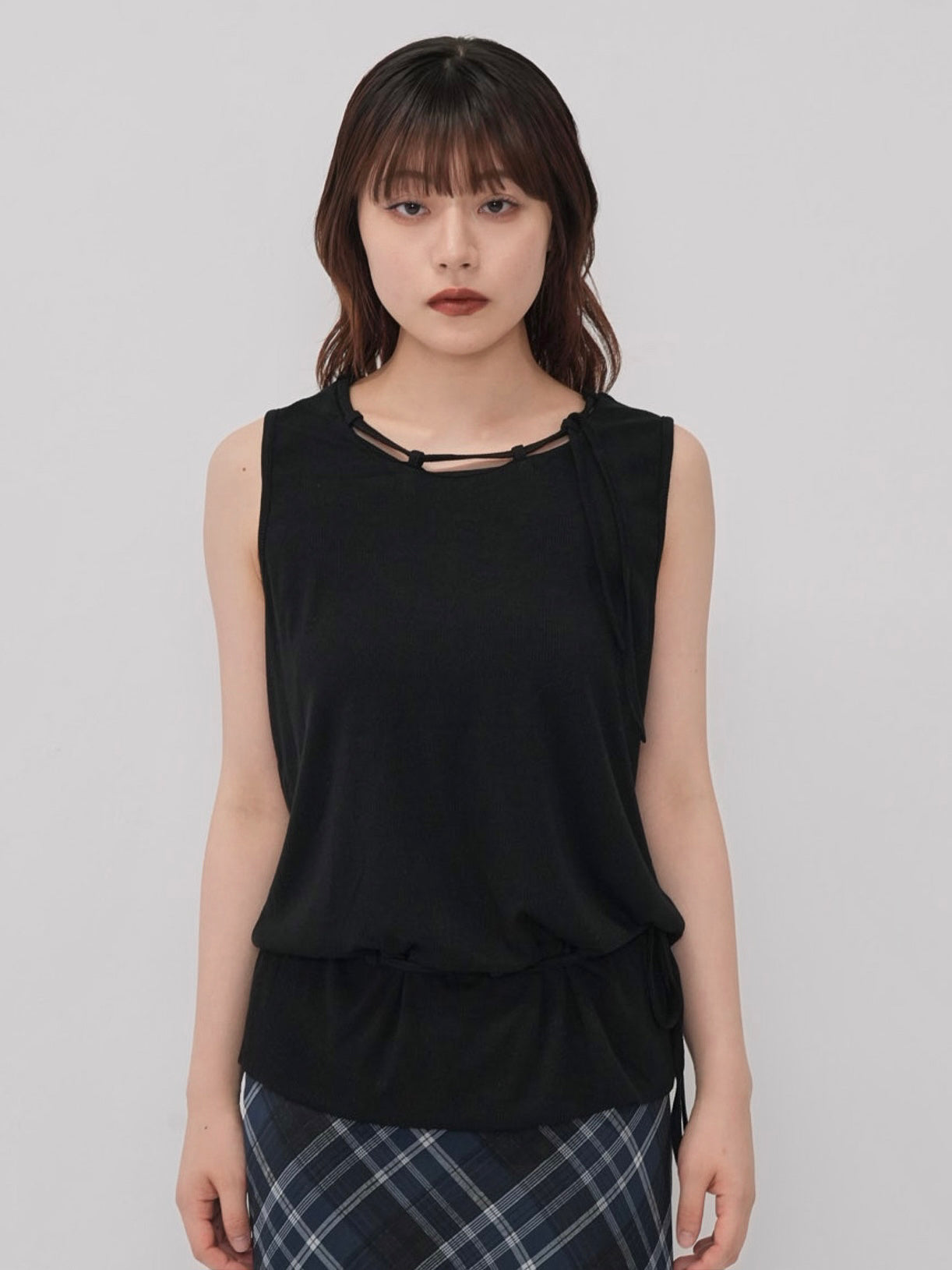 cutout design tank top