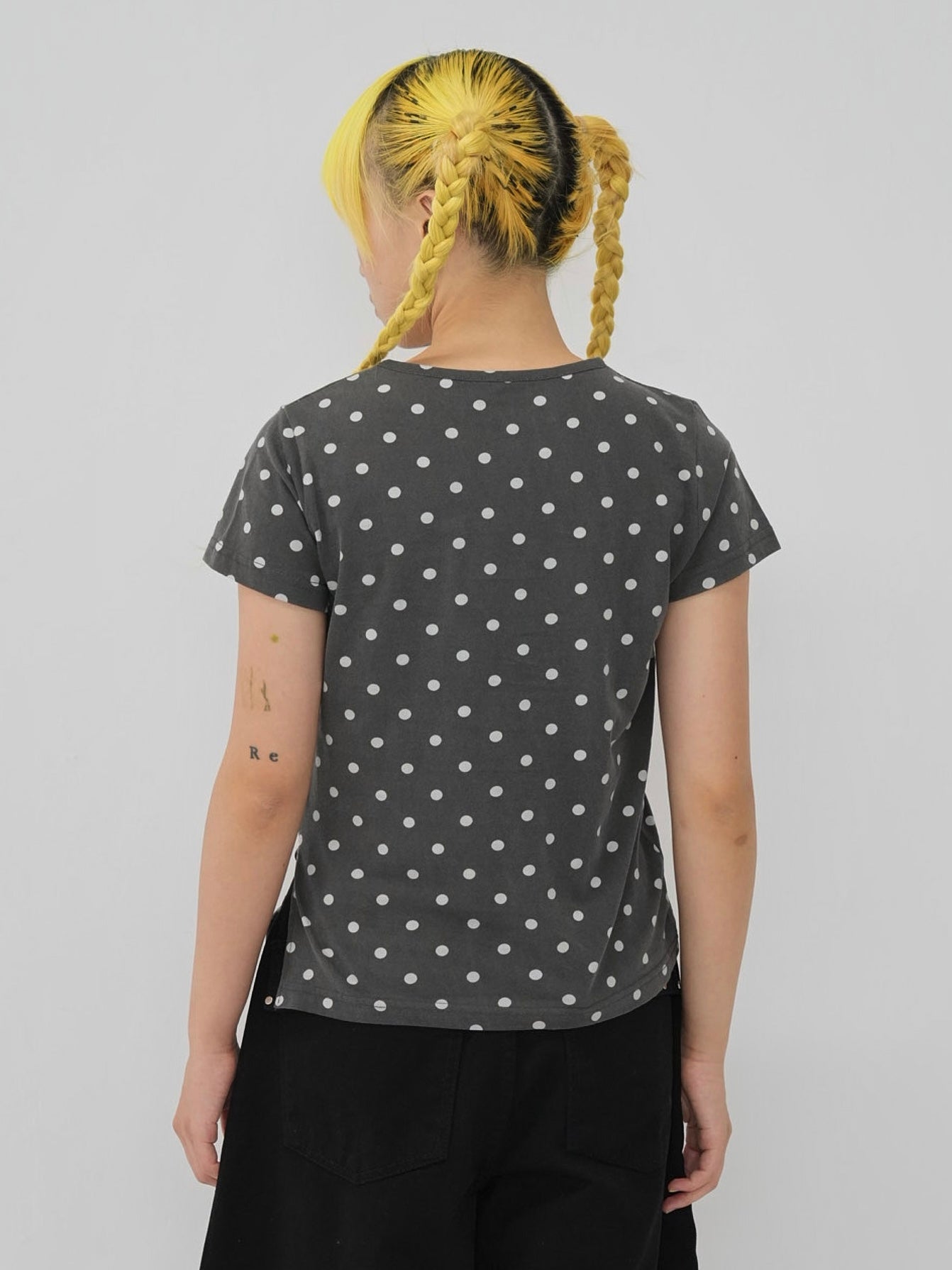 sideslit dot tops