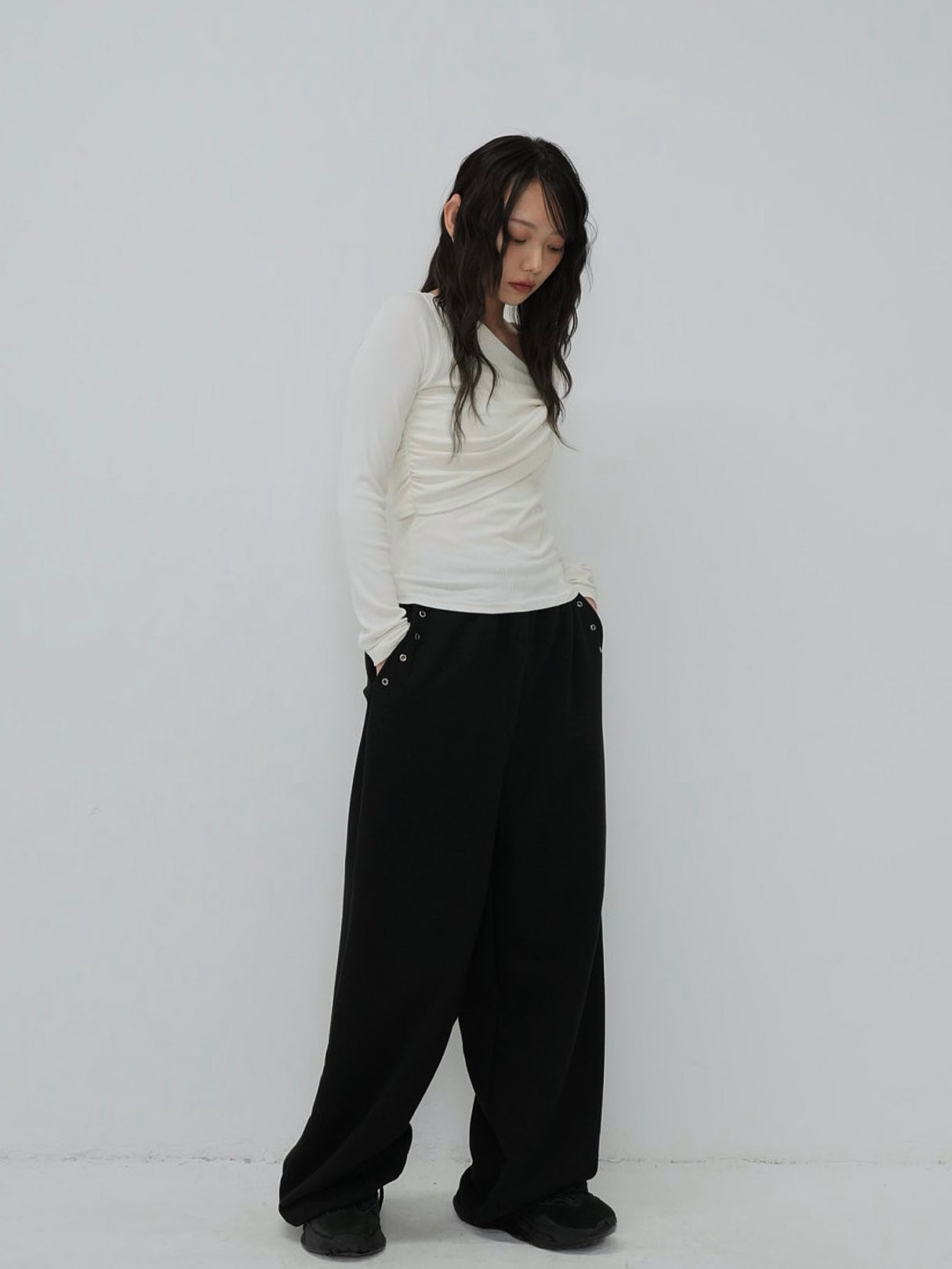 asymmetric shoulder tops