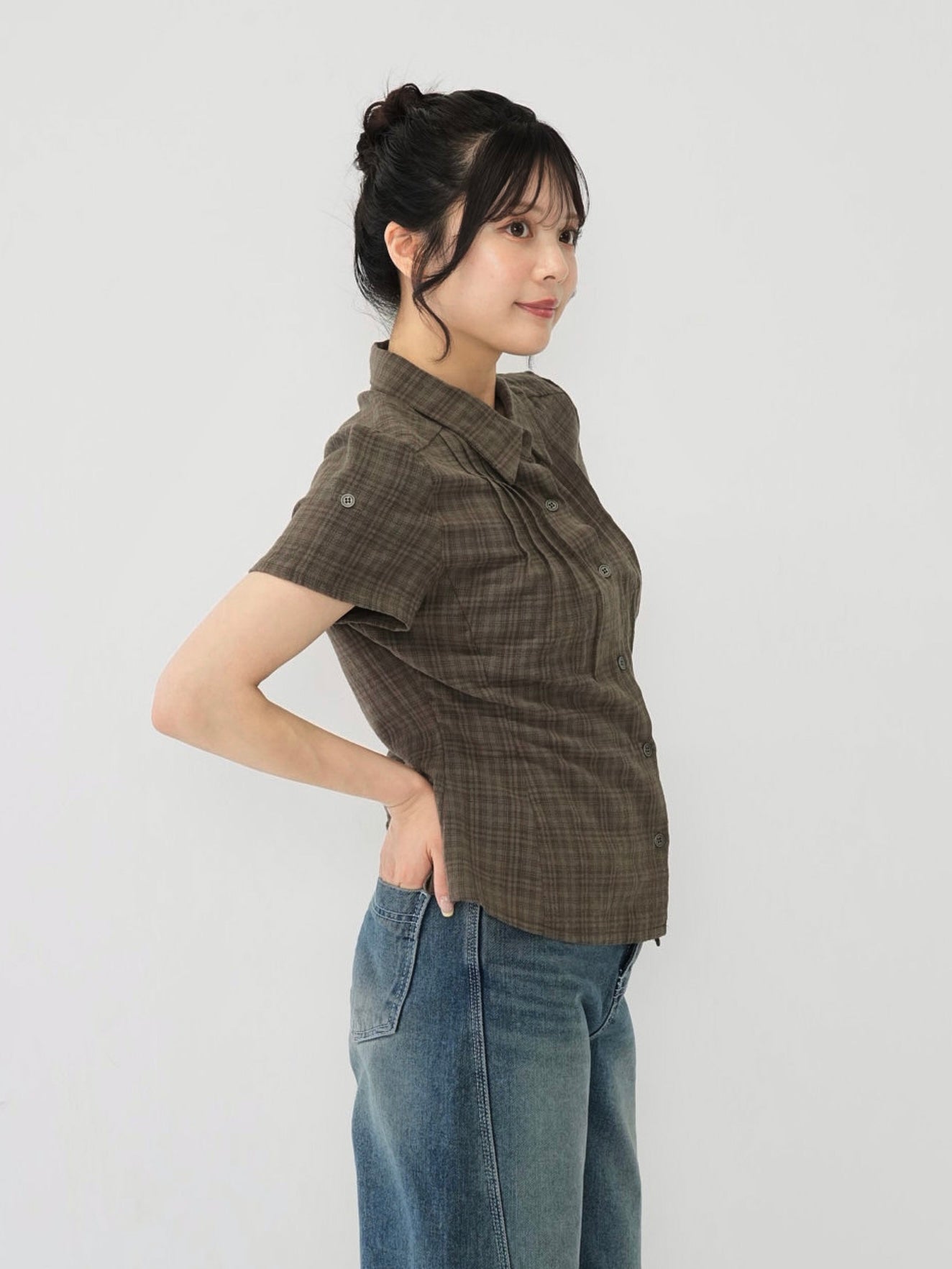 button sleeve check shirt