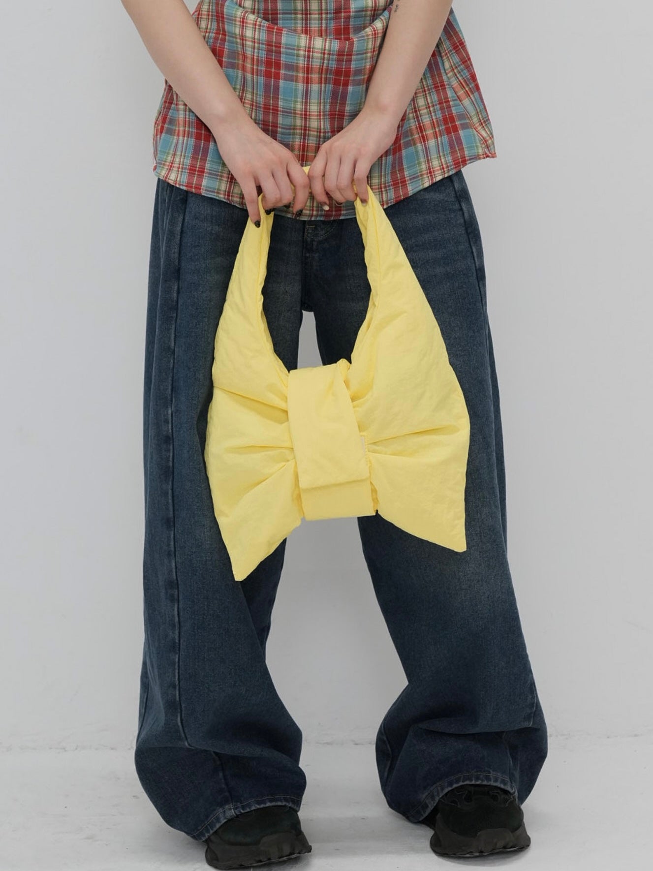 fluffy ribbon mini bag