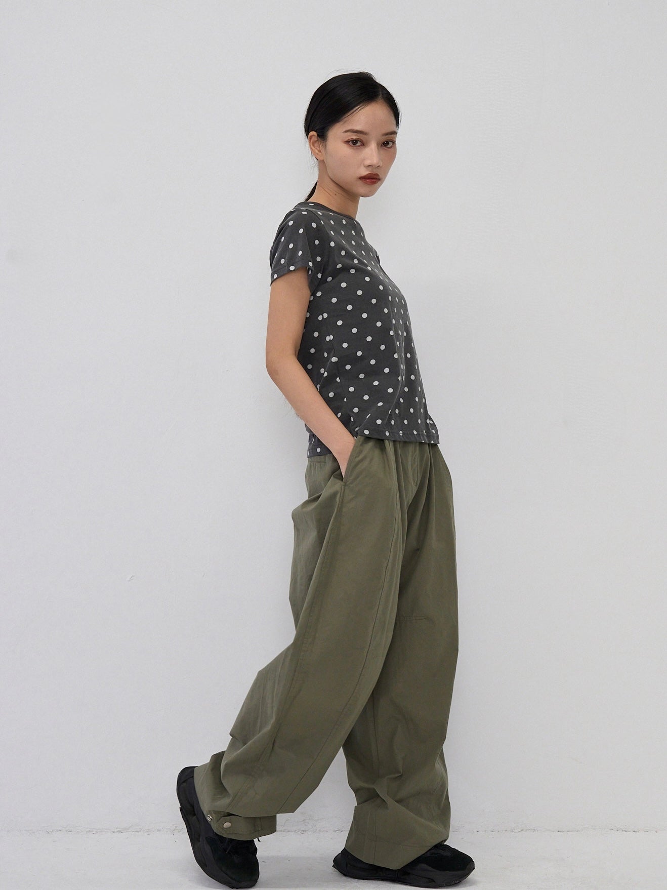 sideslit dot tops