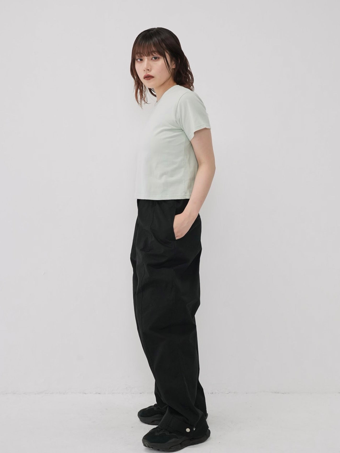 adjust button balloon pants