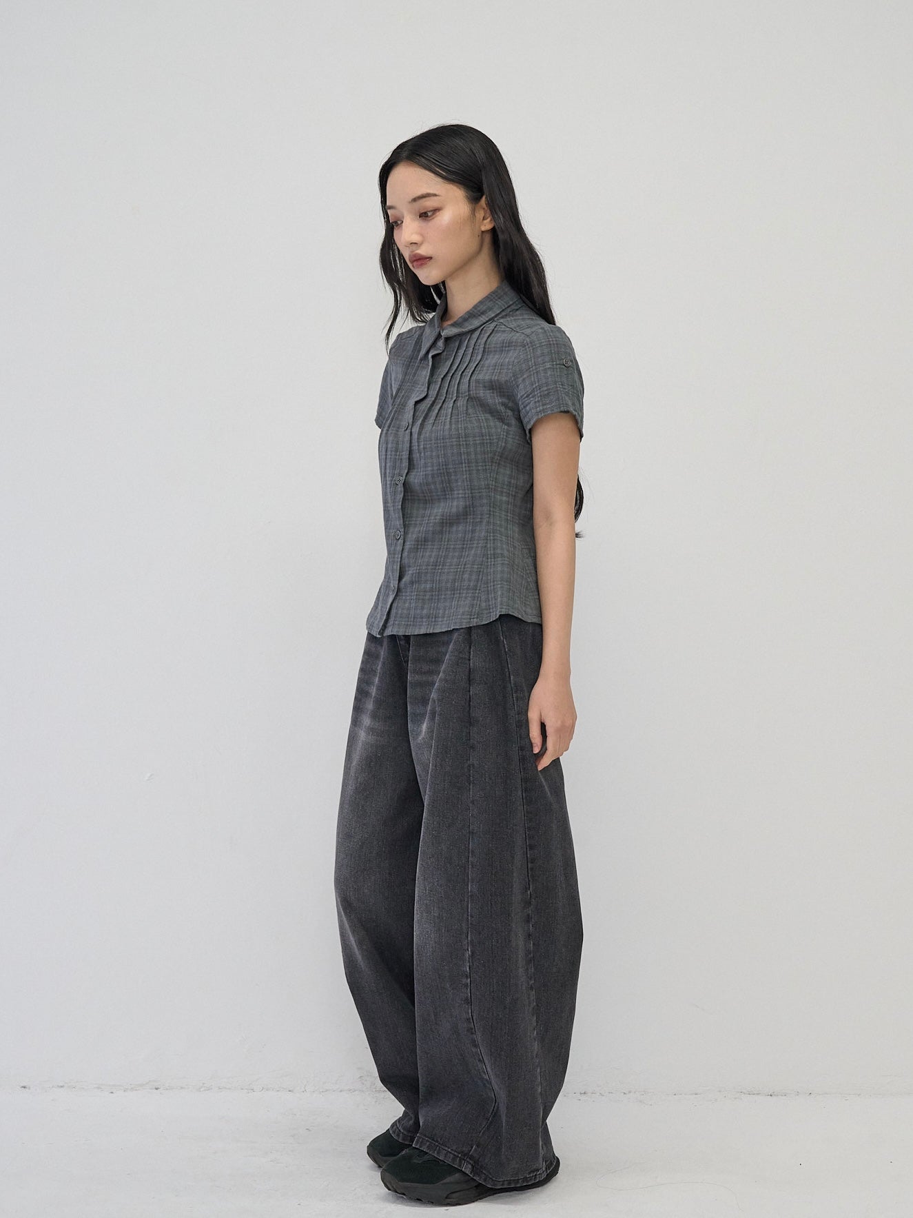 button sleeve check shirt