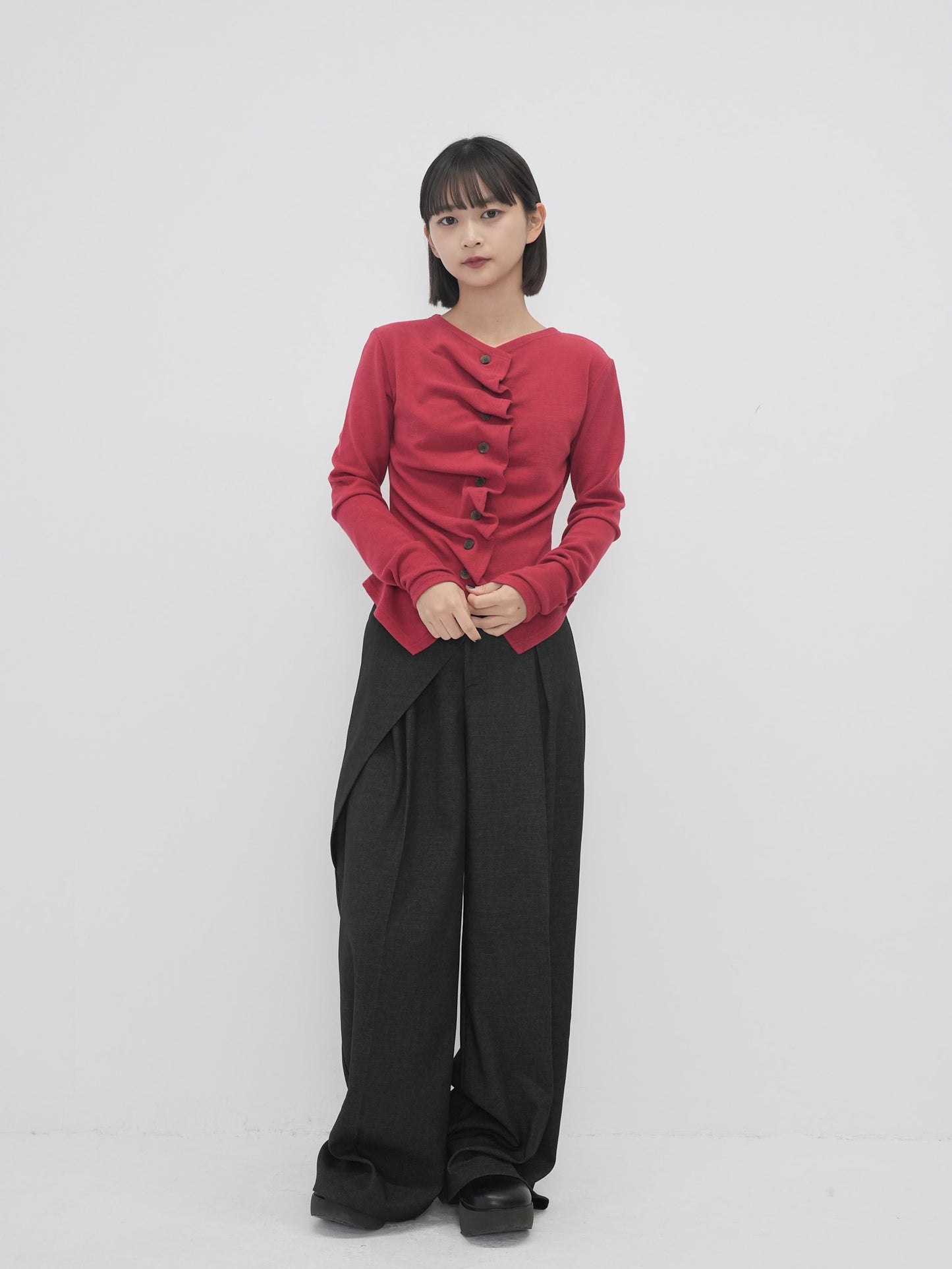 asymmetry frill blouse t