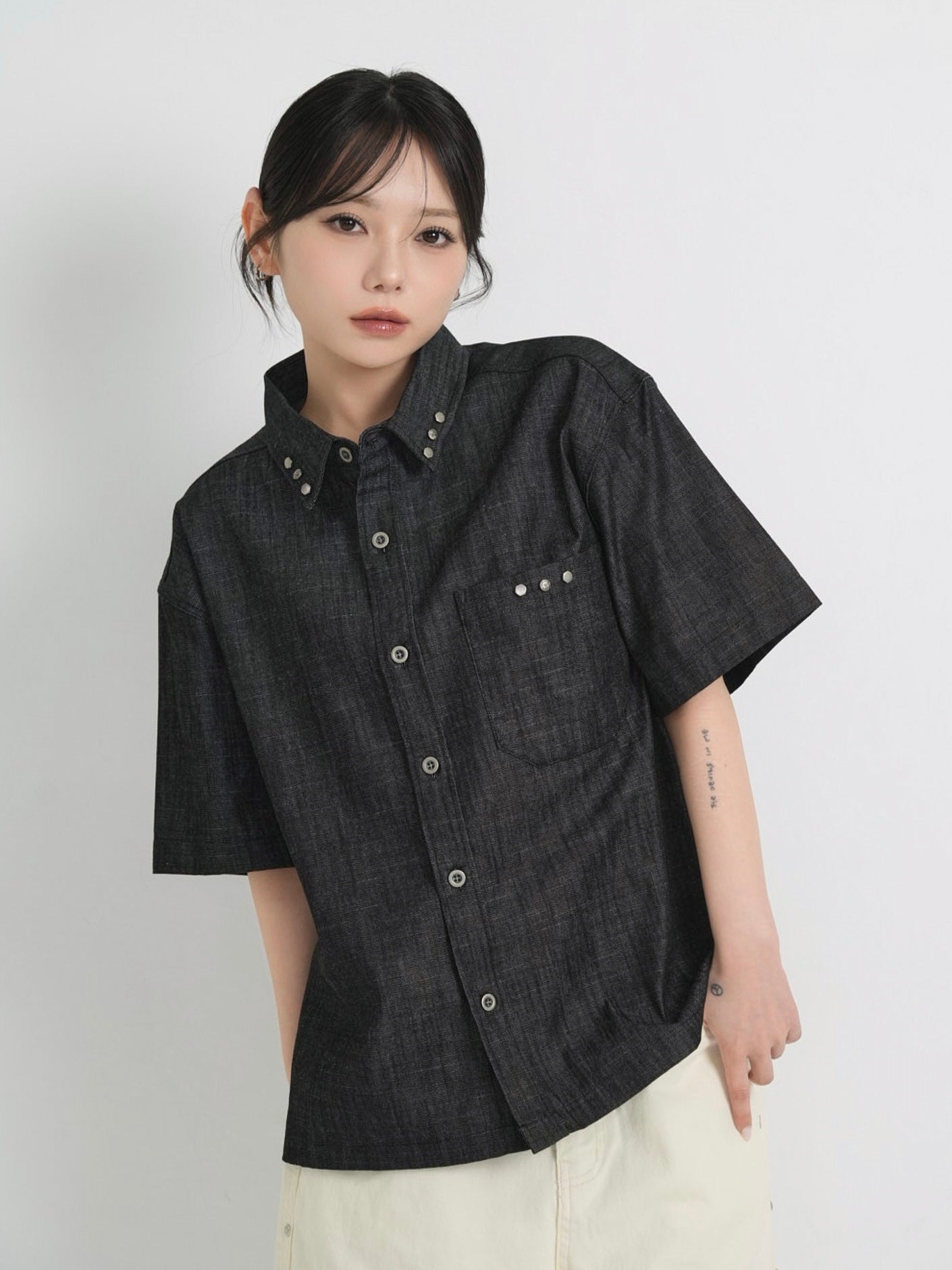 cropped stud denim shirt