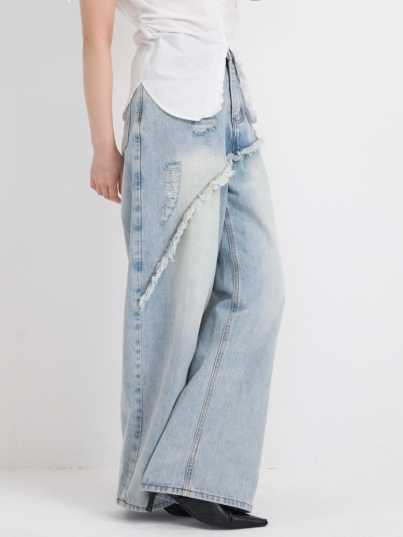 curved panel denim pants