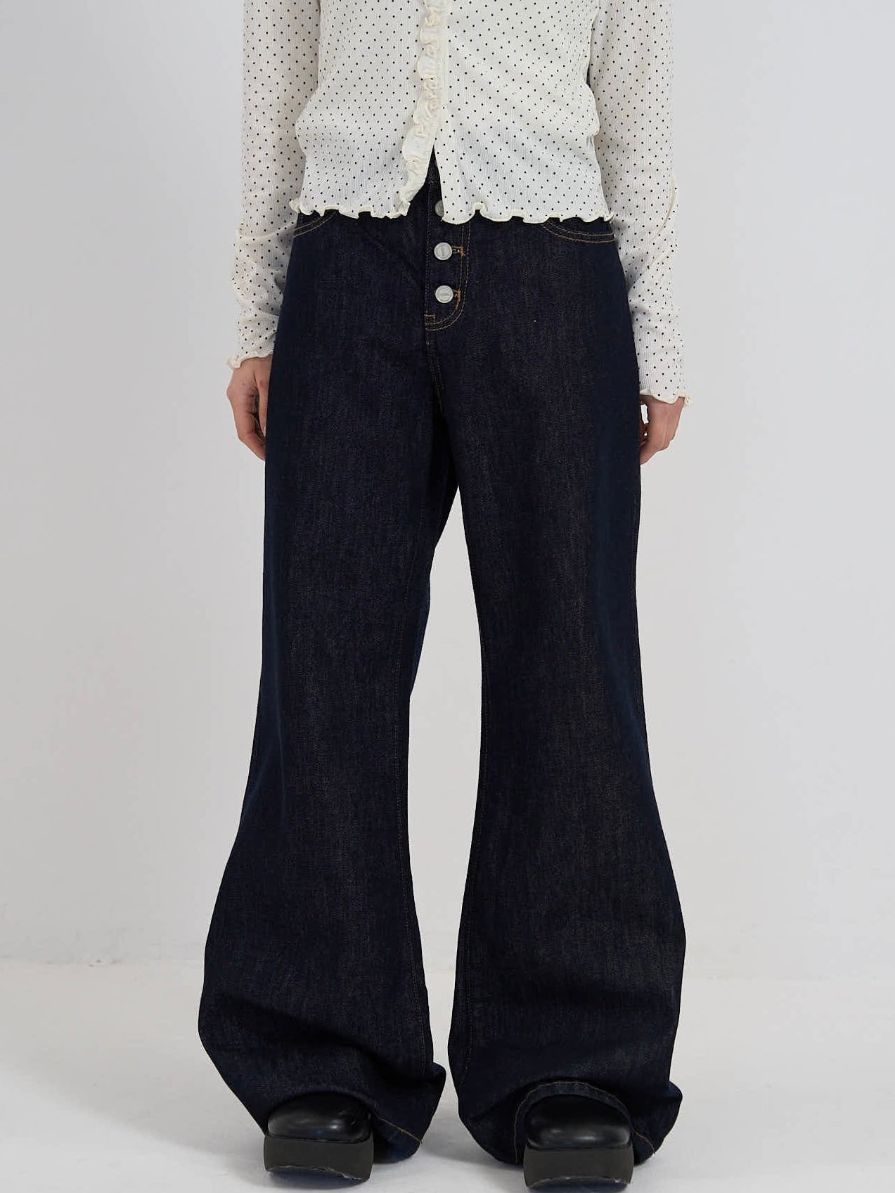button line bootcut denim pants