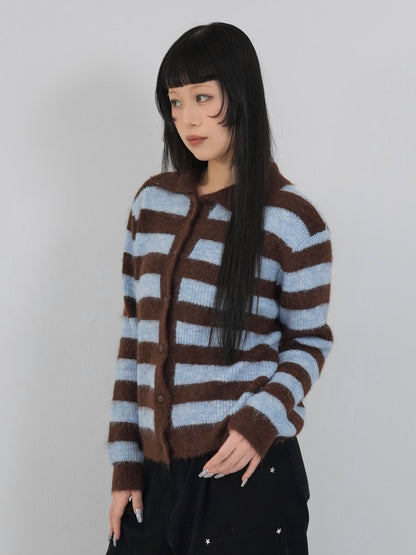 border color knit cardigan