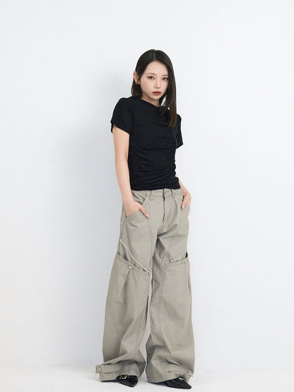 ‫low rise cargo pocket wide pants ‬