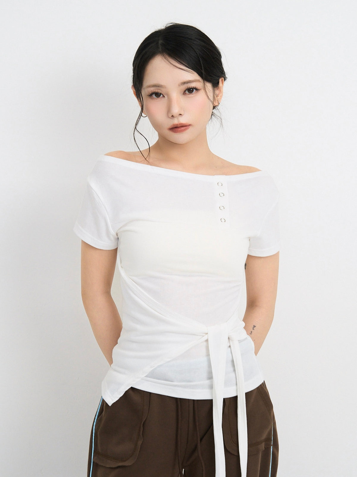 side tie snap tops