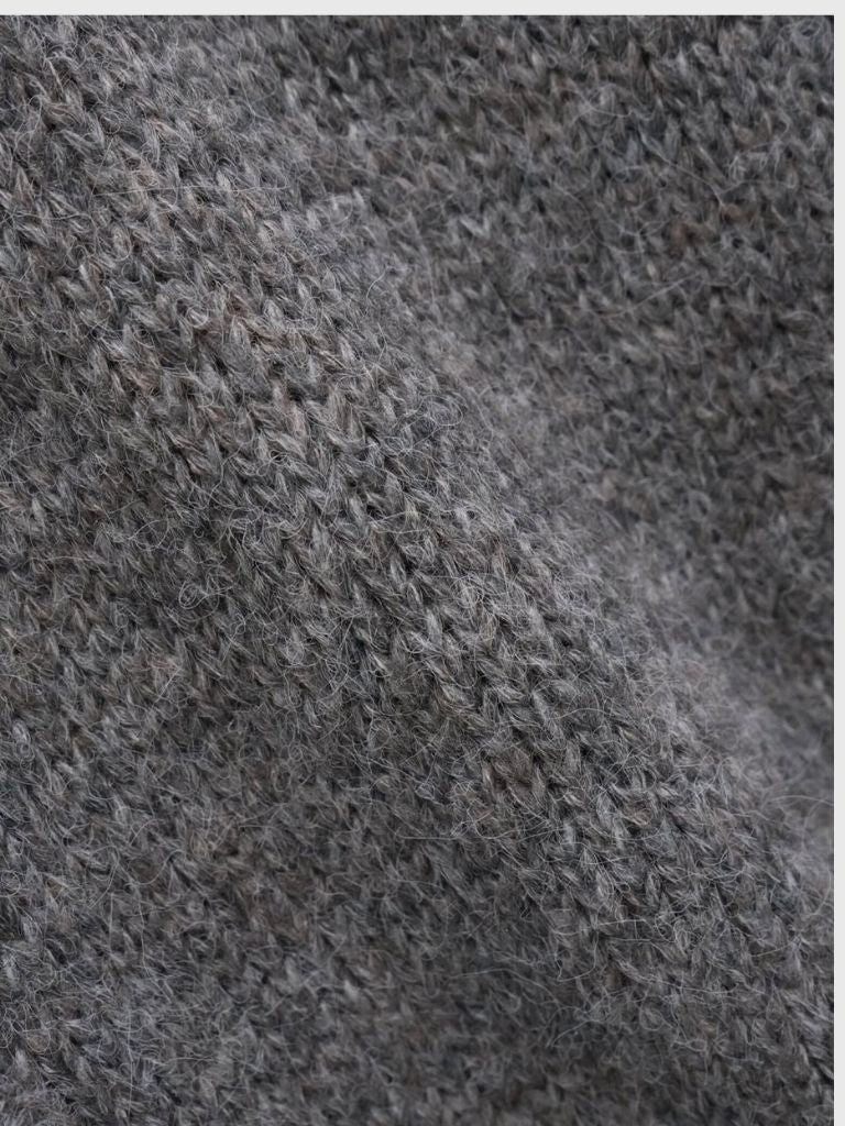 round neck cropped cardigan