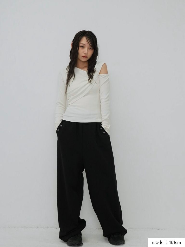 asymmetric shoulder tops