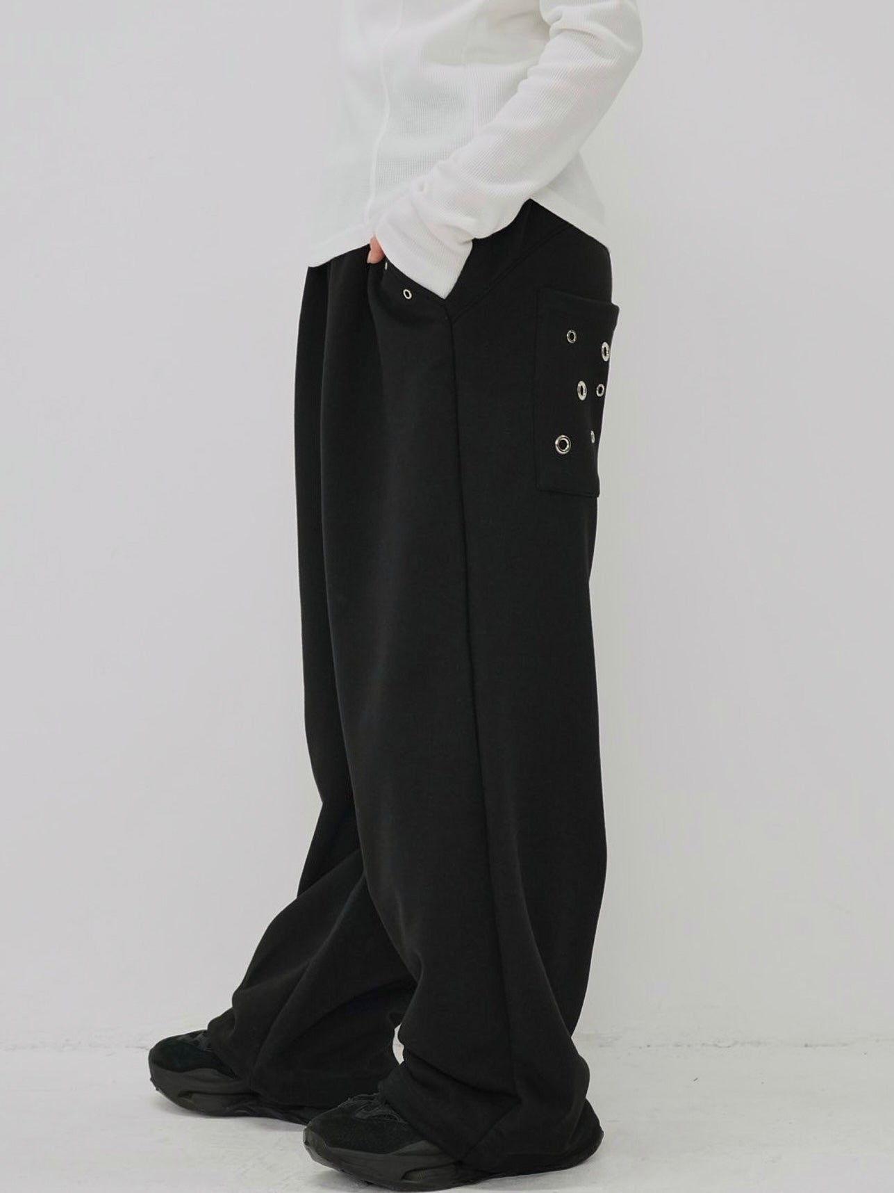 eyelet wide sweat pants