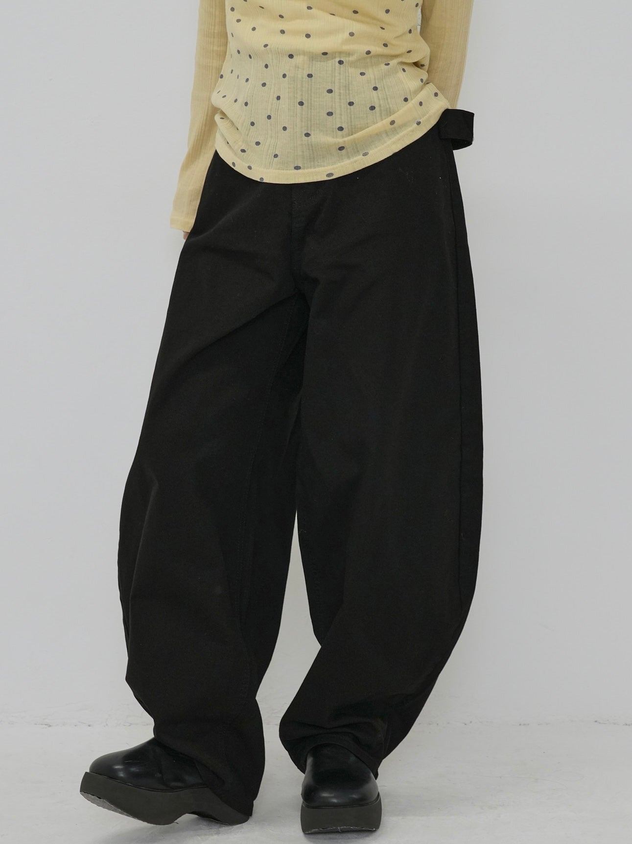 back belt detail wide pants