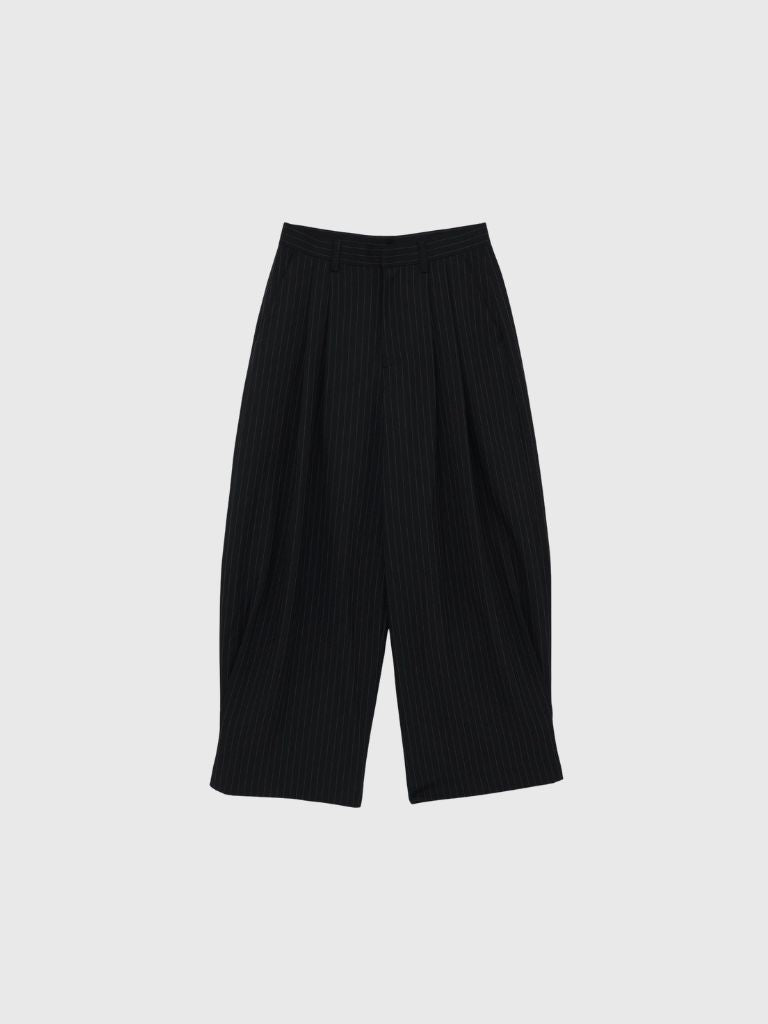 wide stripe tuck pants