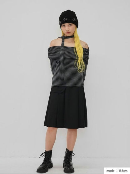 border offshoulder scarf tops