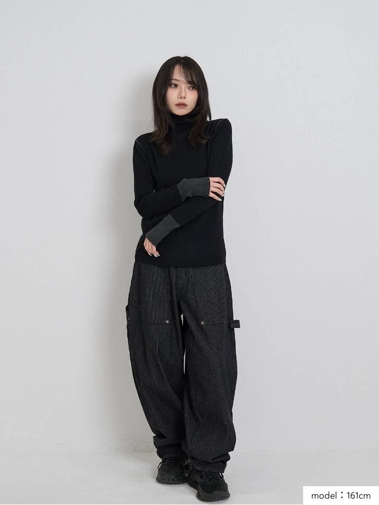 color point turtleneck knit