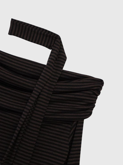 border offshoulder scarf tops