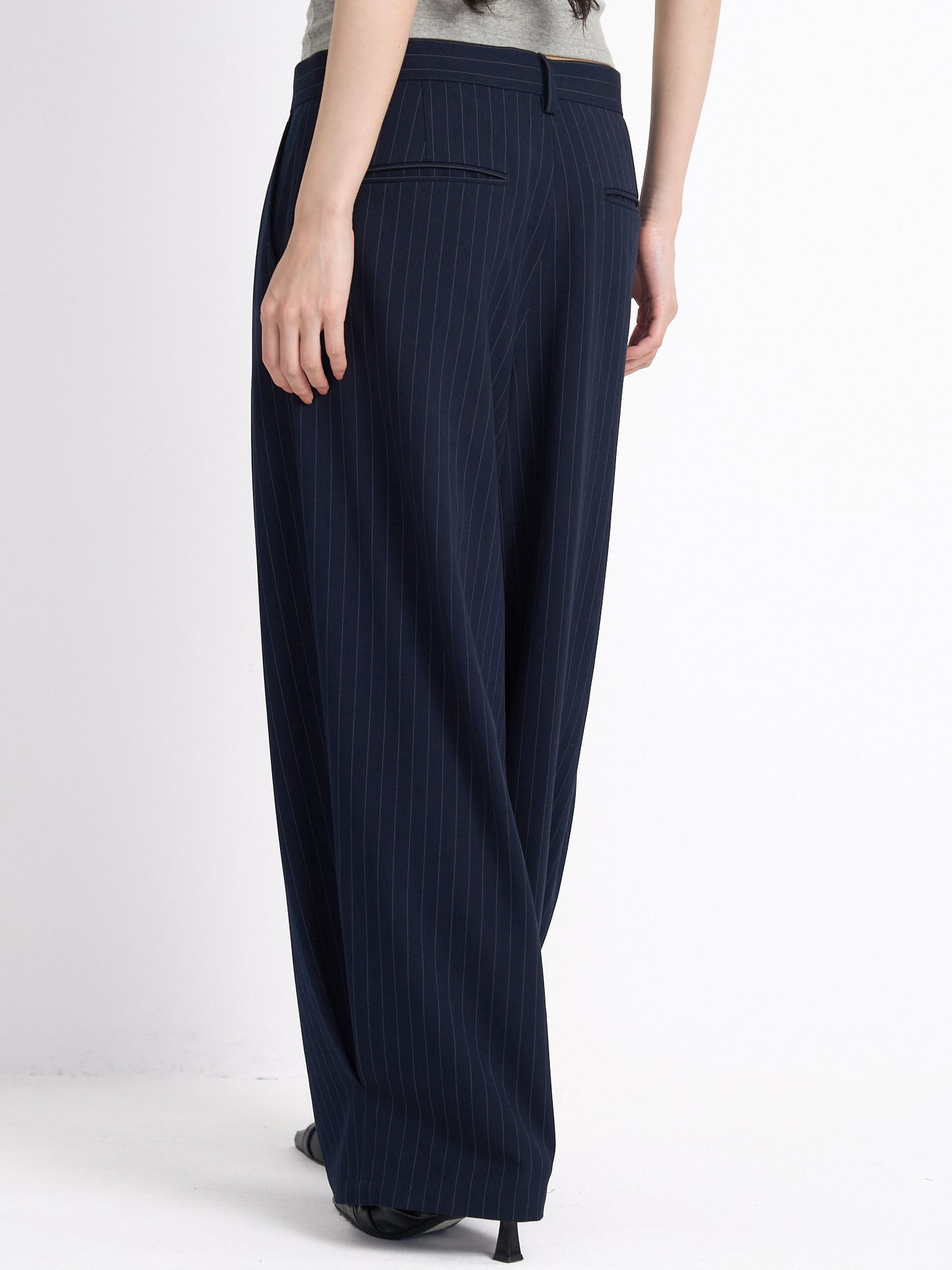 wide stripe tuck pants