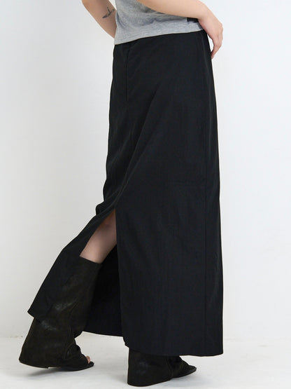 back slit long skirt