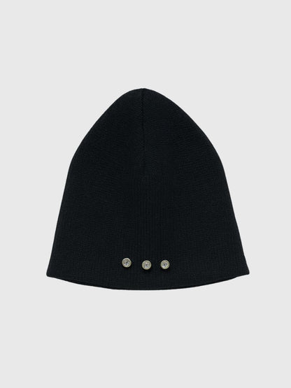 three studs knit beanie