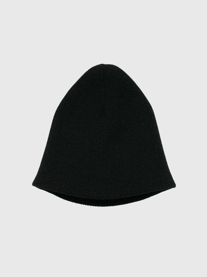 three studs knit beanie