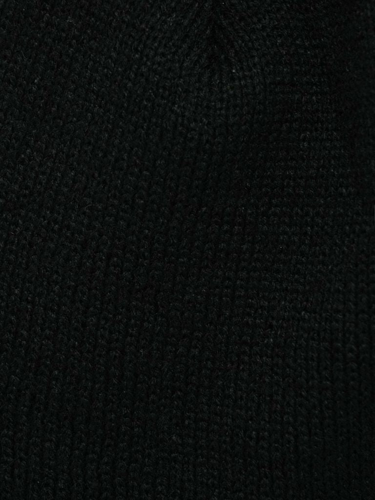 three studs knit beanie